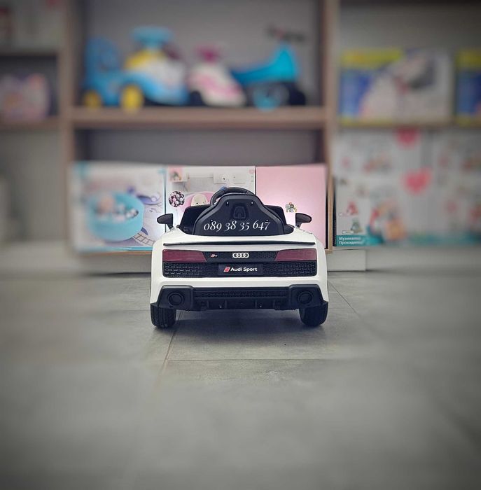 ТОП ЦЕНА!НОВО!Акумулаторна кола Audi R8 с 12V батерия,меки гуми,USB