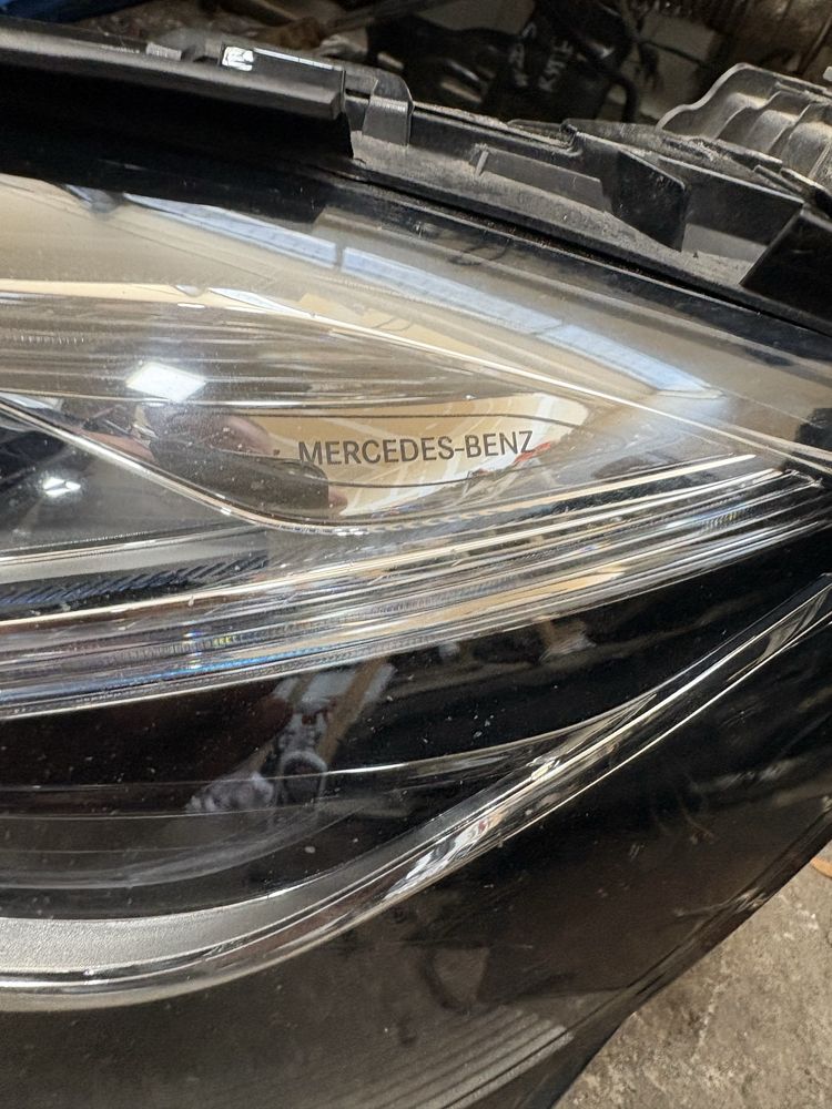 Mercedes w213 MULTIBEAM Ляв Оборудван Фар