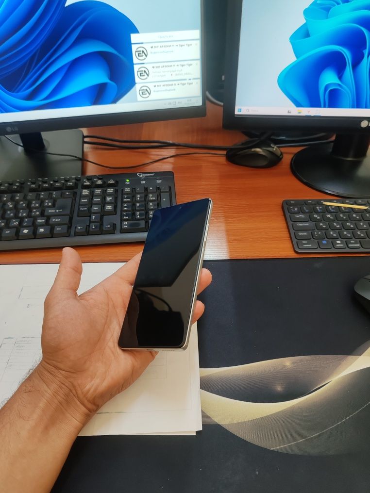 Redmi note 12pro plus 5G 12/256gb(2024)iwlawi zur aybi yuq tozza tel