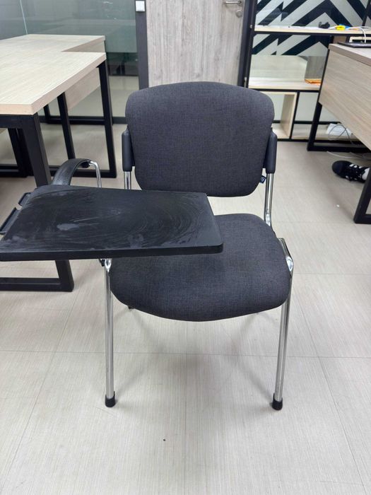 Стулья Б/У кз черный с партой