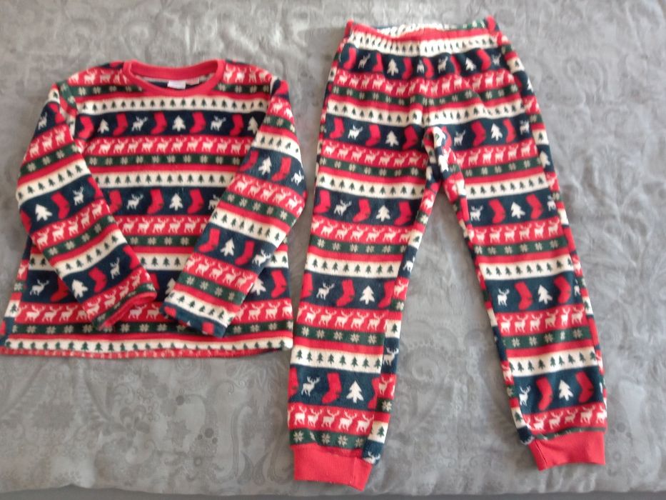 Pijamale Zara 9-10 ani