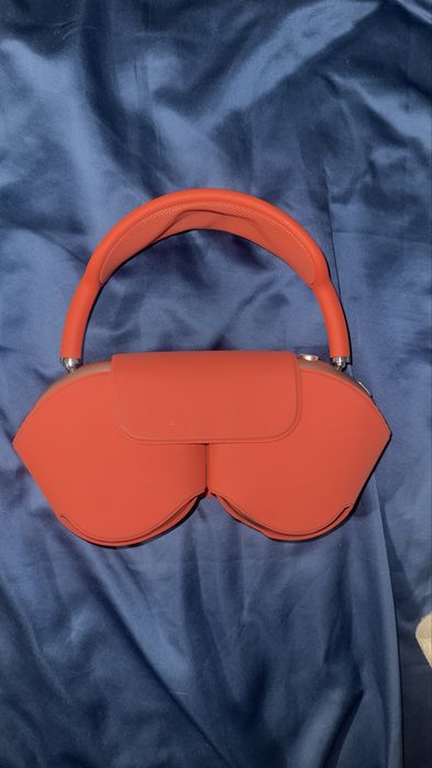 Airpods Max кораловый