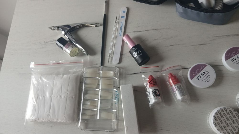 Комплект за маникюр НОВО 49 лв