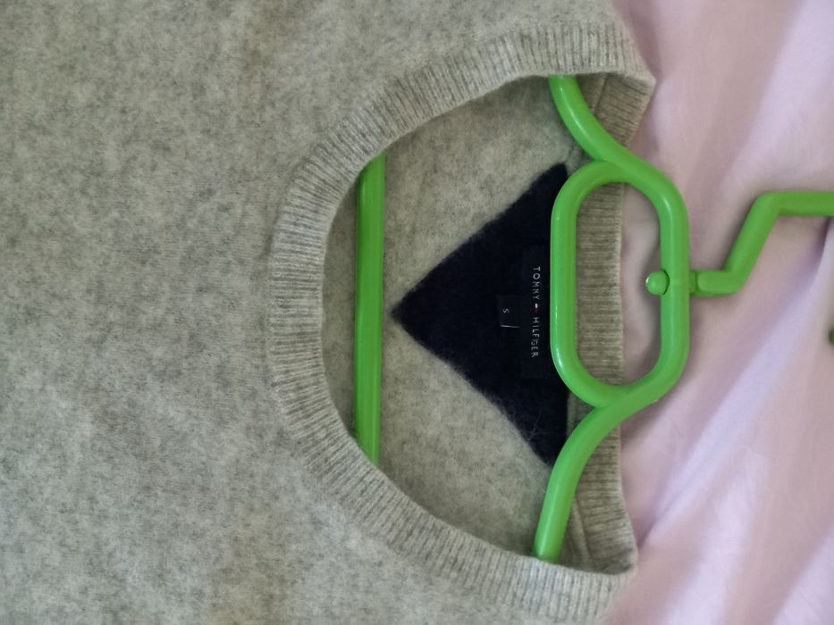 100% кашмир, Tommy Hilfiger