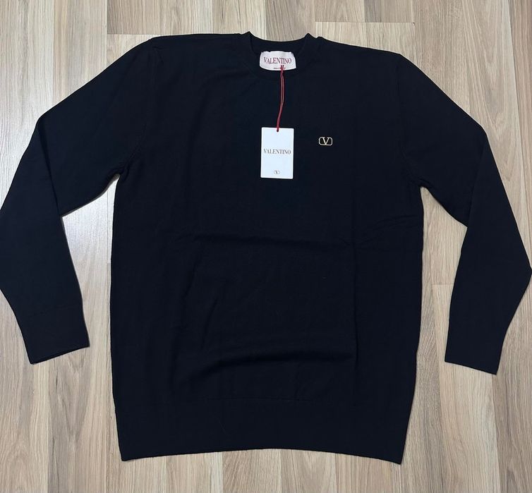 Valentino-Чисто нов автентичен пуловер ХЛ размер