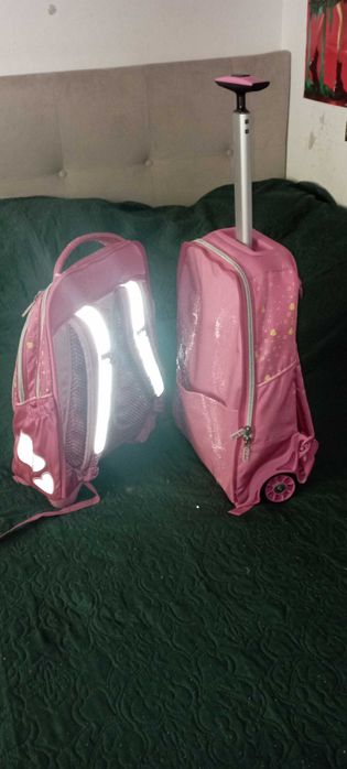 Ghiozdan/troler Disney printese deosebit, nou, 4 intr-unul