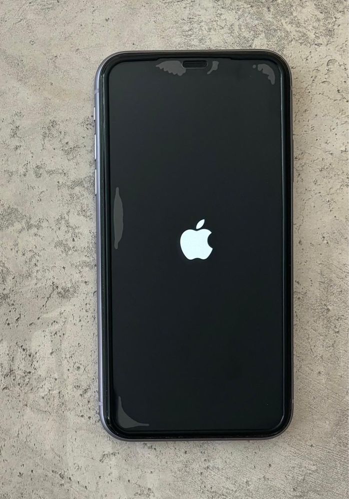 IPhone 11 смартфон