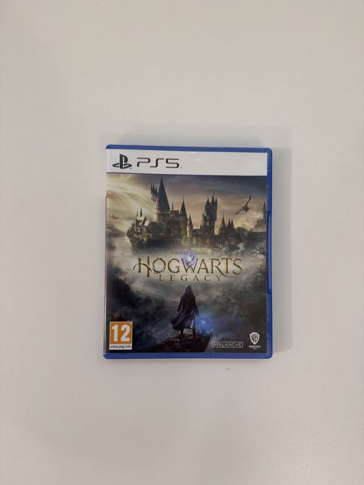 Hogwarts Legacy  и Call of duty black ops cold war