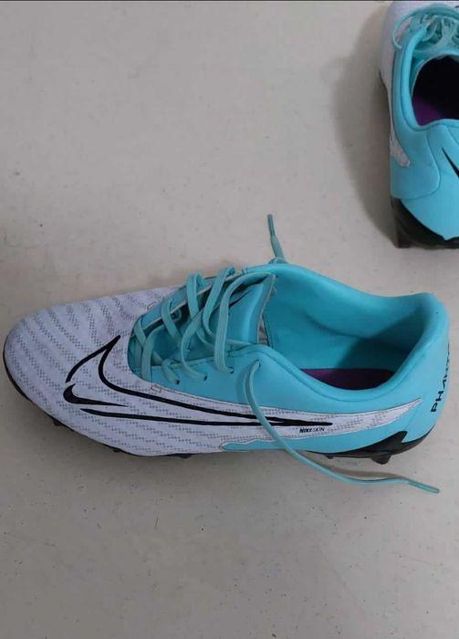 Ghete fotbal NIKE PHANTOM