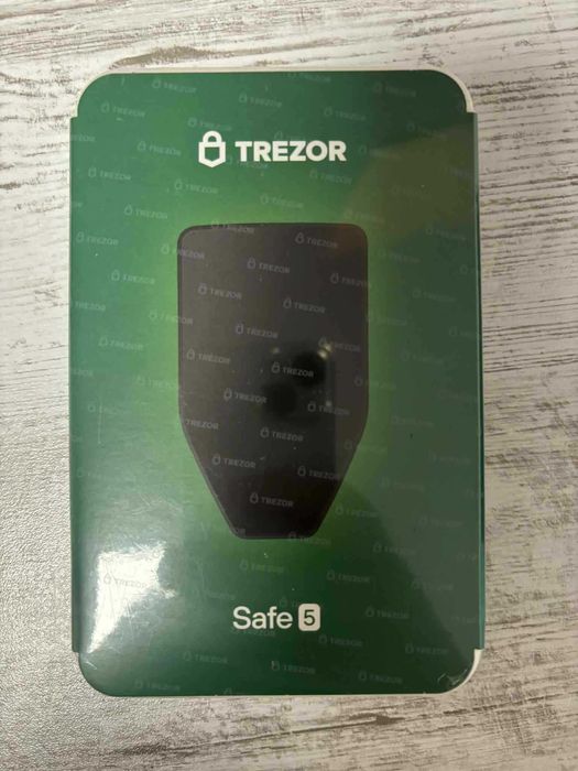 Крипто портфейл Trezor Safe 5