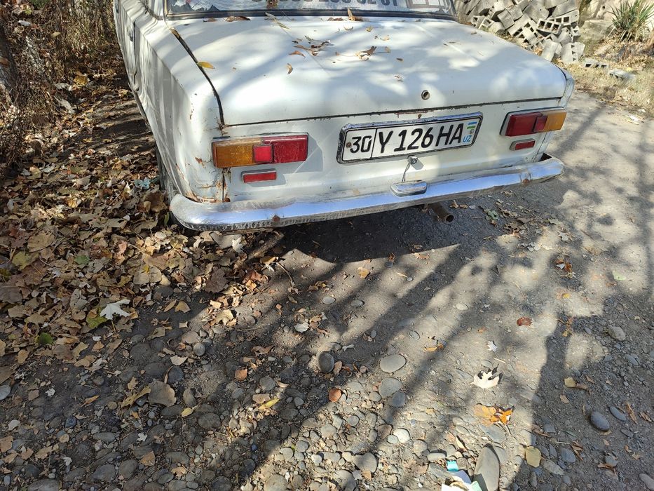 Jiguli 011 sotiladi xolati oʻrtacha yurib turibdi