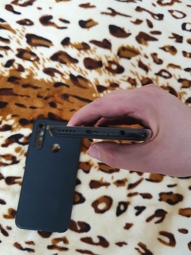 Srochna Sotilvotdi Xiaomi Redmi Note 8 4+1/64GB Orginal Xolati yaxshi