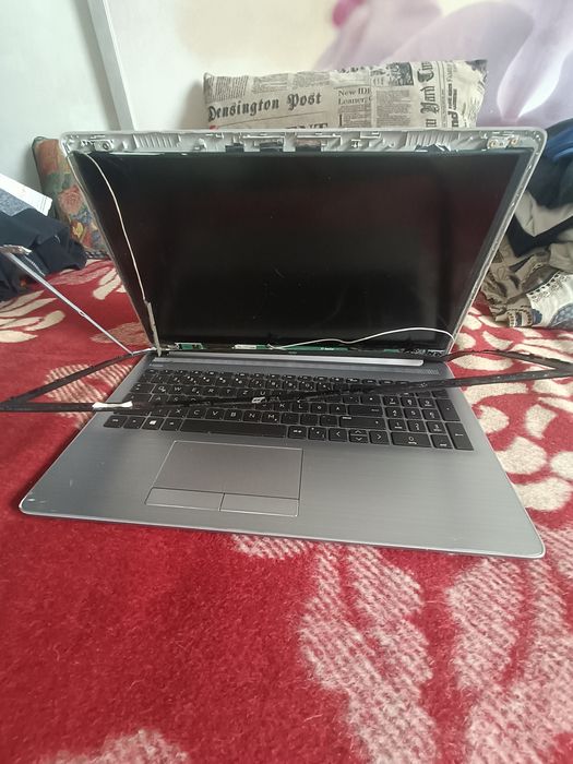 Lot laptopuri pentru piese