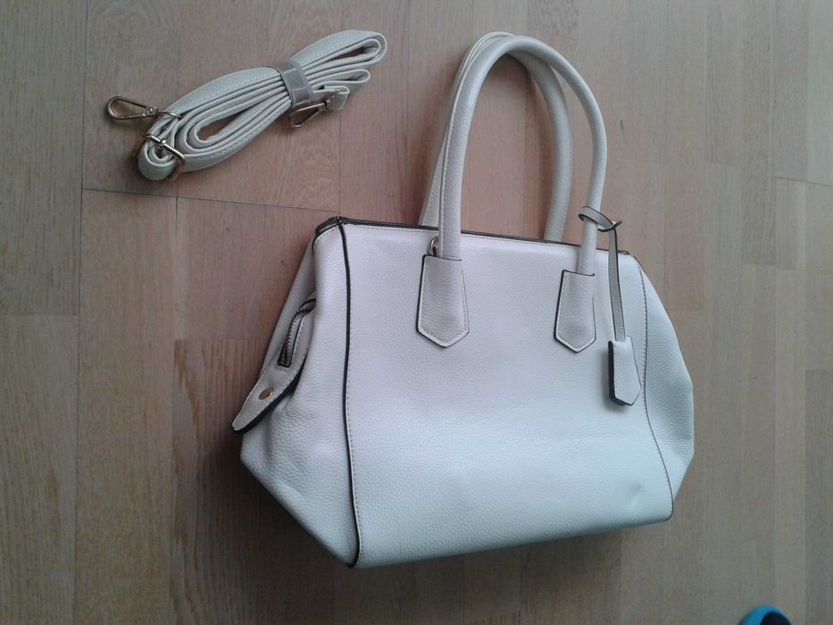OKAZIE DE VARA Geanta de dama, alba-crem, 45cm, noua, piele ecologica