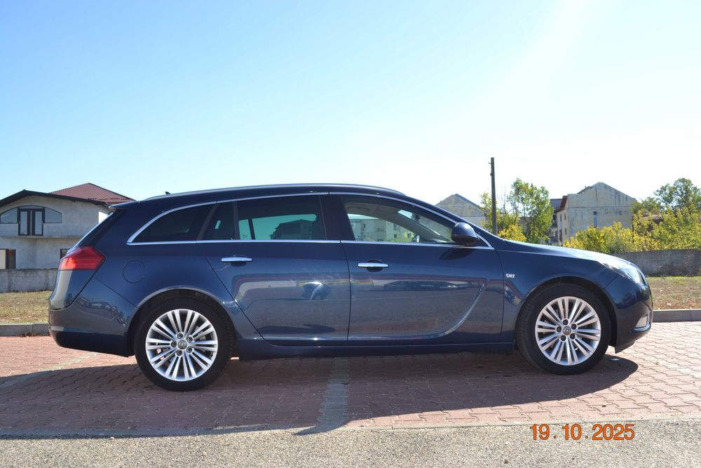 Opel Insignia 2.0 CDTI Sports Tourer ecoFLEX Design Edition