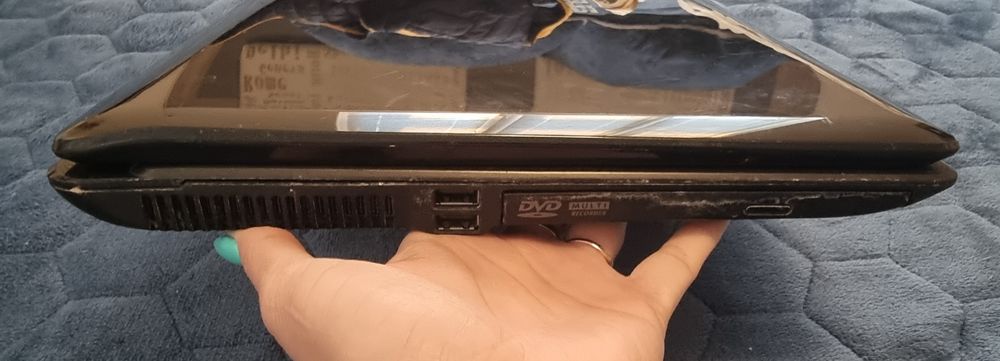 Лаптоп  Asus X72D 15,6 за части