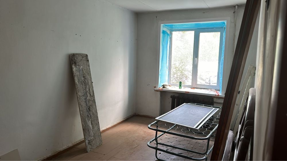 Продажа Квартиры на 1 районе без ремонта  город Риддер