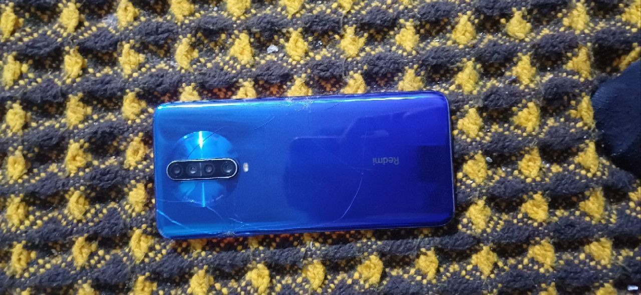Redmi k30 POCO x2 ikkita isimda aytiladi