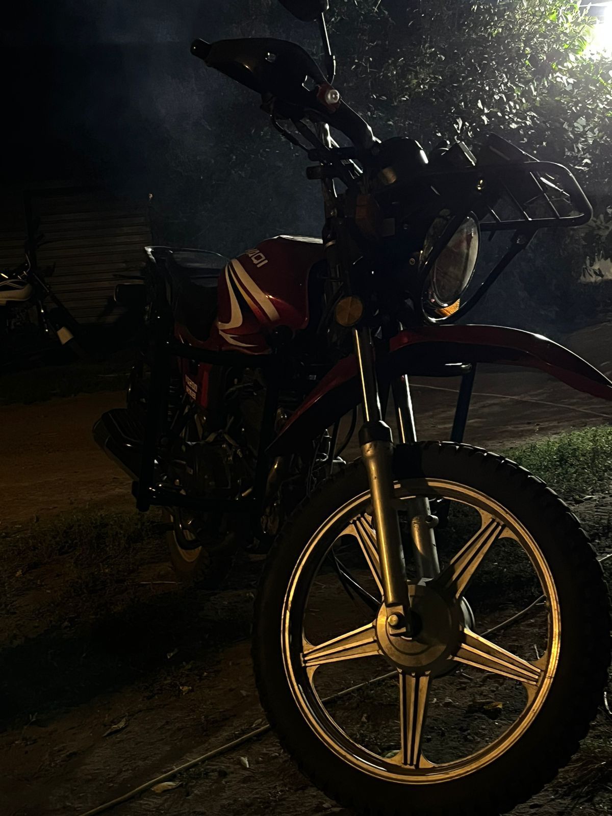 Мотоцикл Yaqi 200