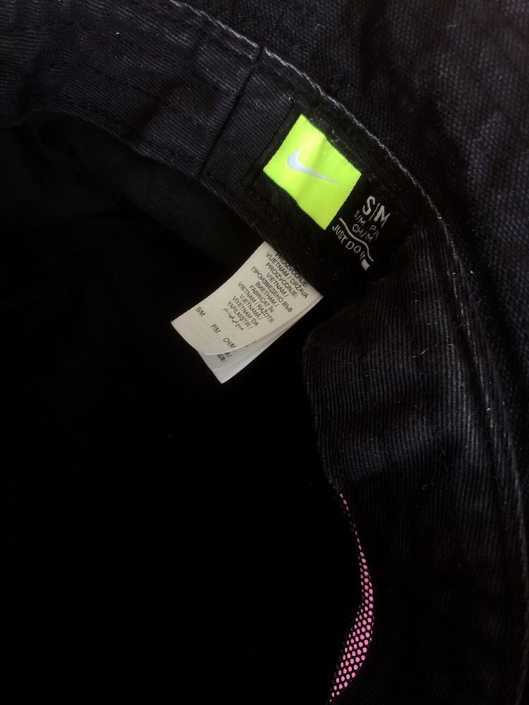 Nike шапка размер S / M