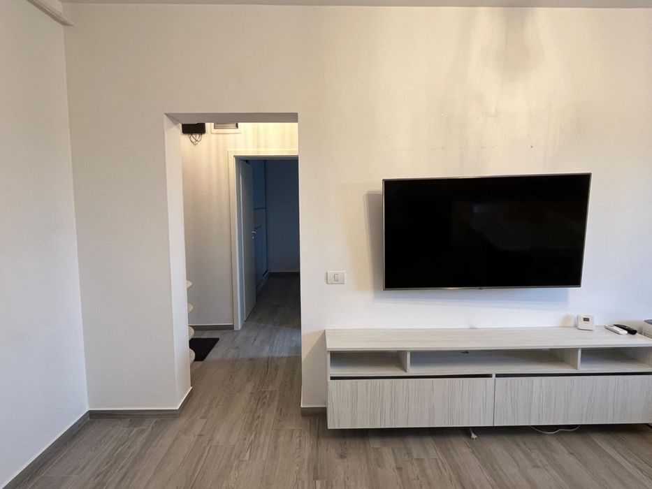 Apartament cu 2 camere si loc de parcare in Giroc