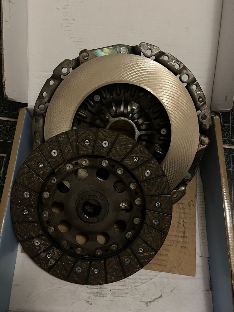 Ambreaje custom cu kevlar