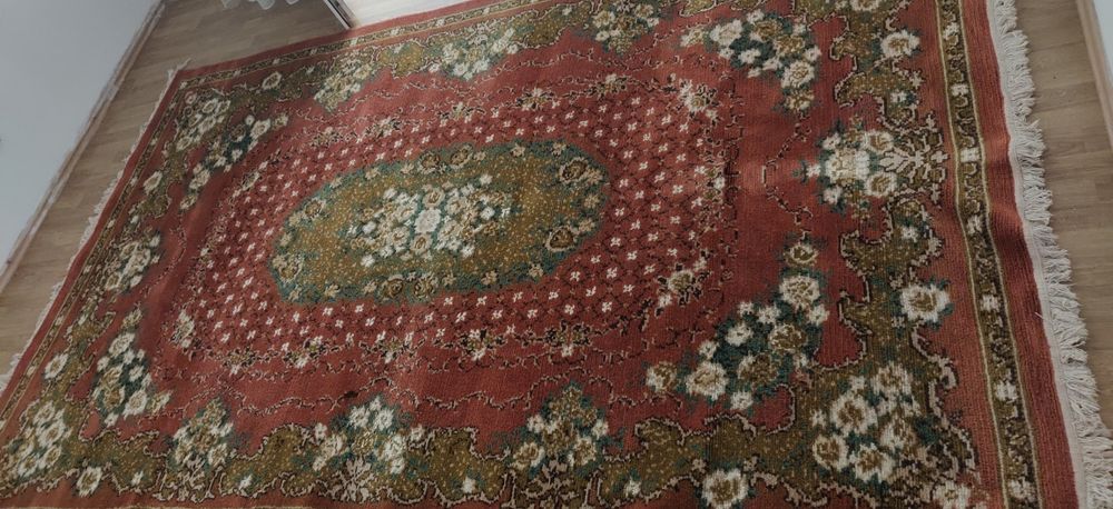 Vând covor persan de Cisnădie