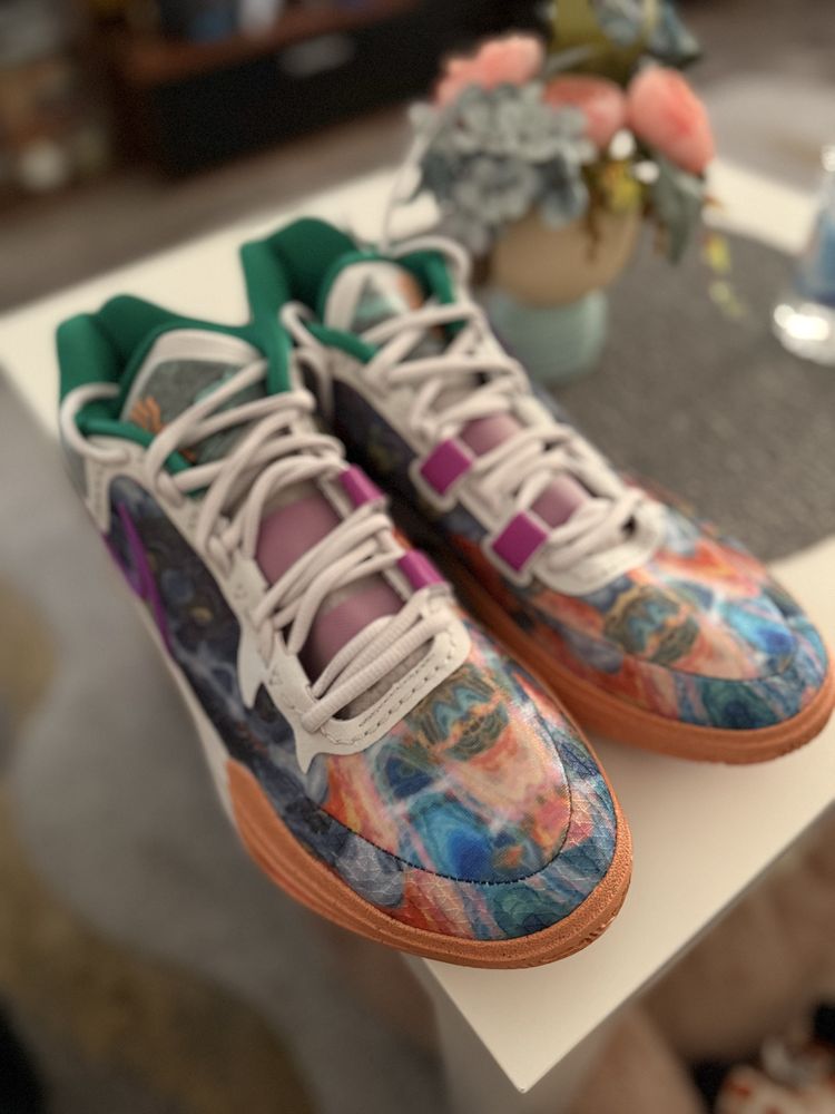 Маратонки Nike Kyrie 8 “Circle of Life”