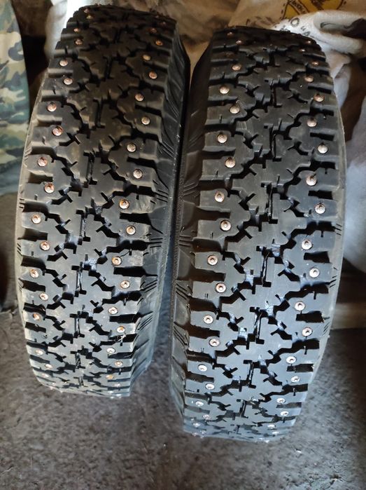 Продам 2 шифрованных колеса с дисками, цена договорная.