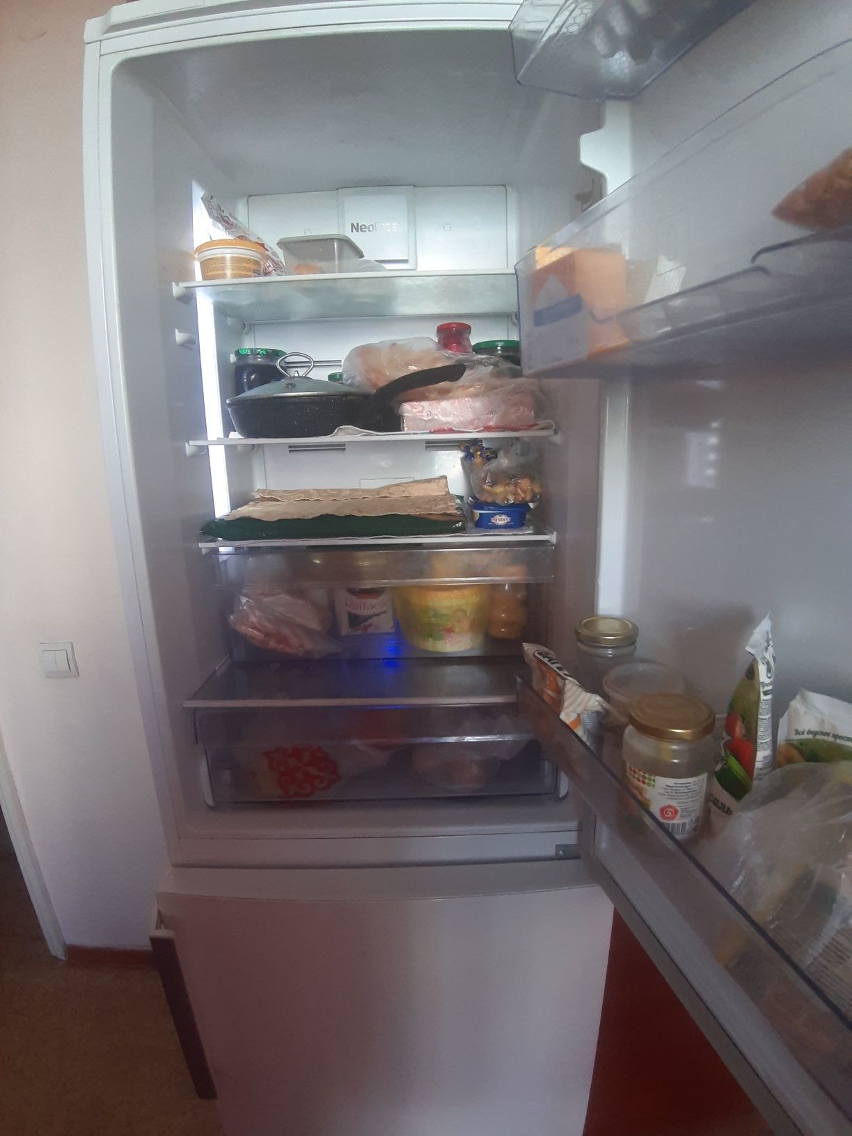 Холодильник марки ВЕКО