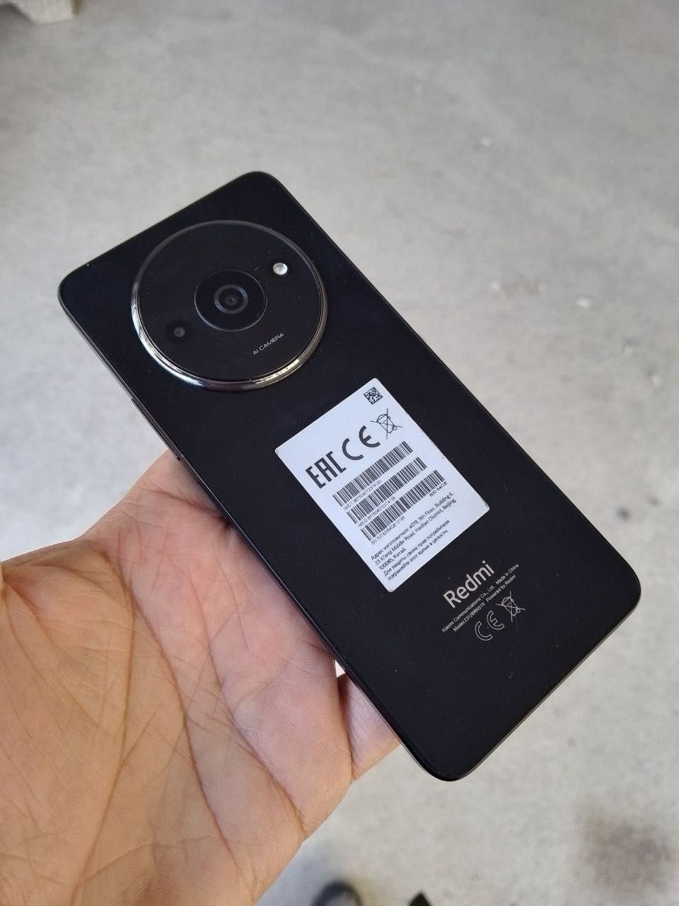 Redmi A3 qora ideal