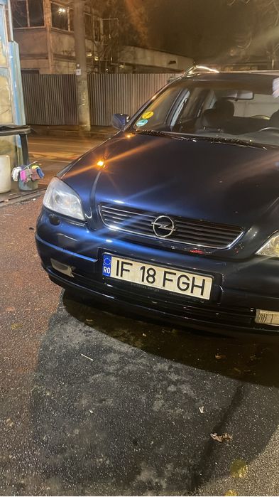 Vand sau schimb opel astra g