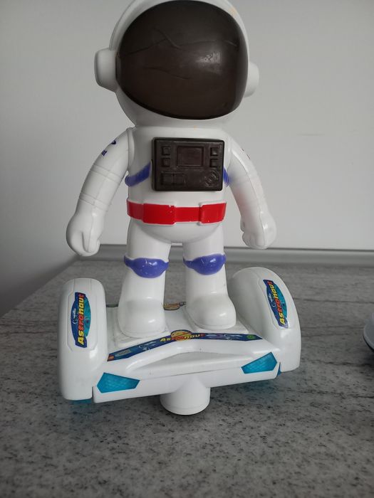 jJucarii roboti si modul aselenizare lunar,marca Noriel,stare perfect