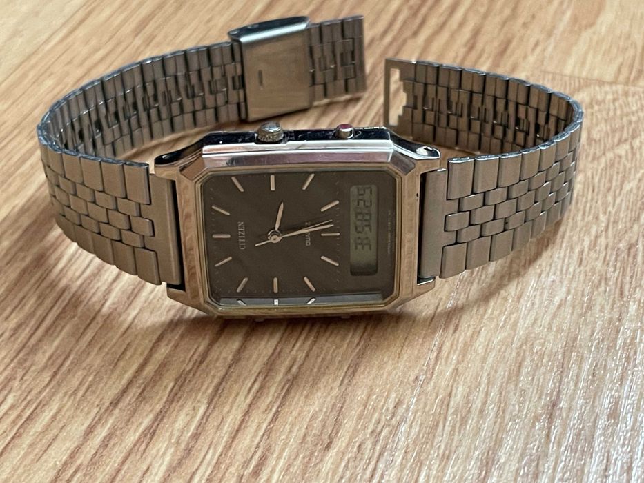 Vintage Citizen  Analog & Digital Impecabil Anii 80