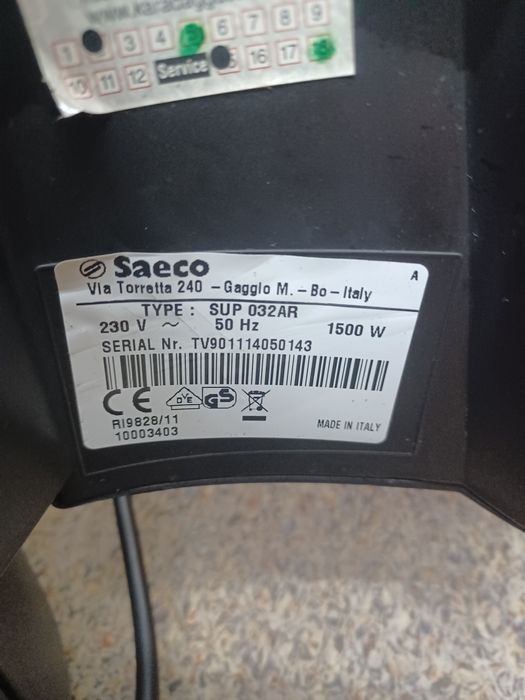 Продавам кафемашина Saeco Talea Blach Touch Plus