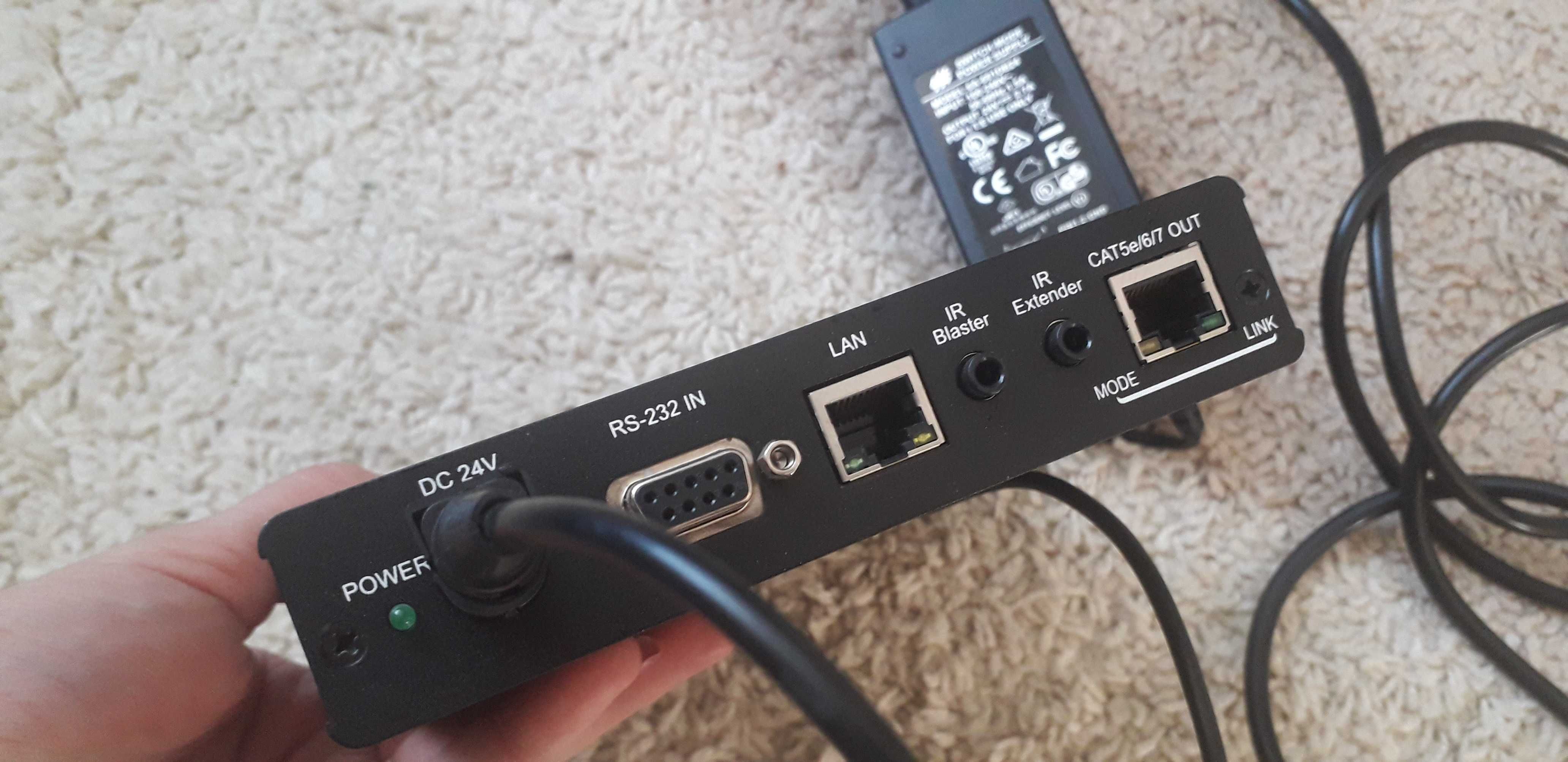 CYP PU-507TX-HDVGA превключваем HDMI & VGA HDBaseT ™ трансмитер