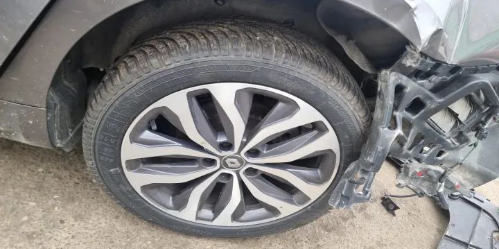 Interior complet semi-piele neagra scaun sofer stanga dreapta bancheta spate fata de usa  Renault Talisman an 2016, motor 1.6 dci 160cp cod R9M 452, dezmembrari piese dezmembrez
