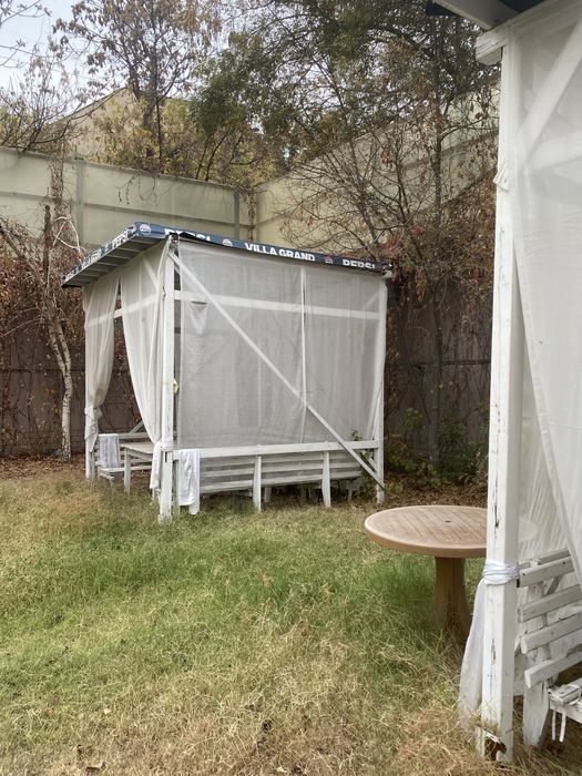 Топчаны с крышей  в налчии 5 шт