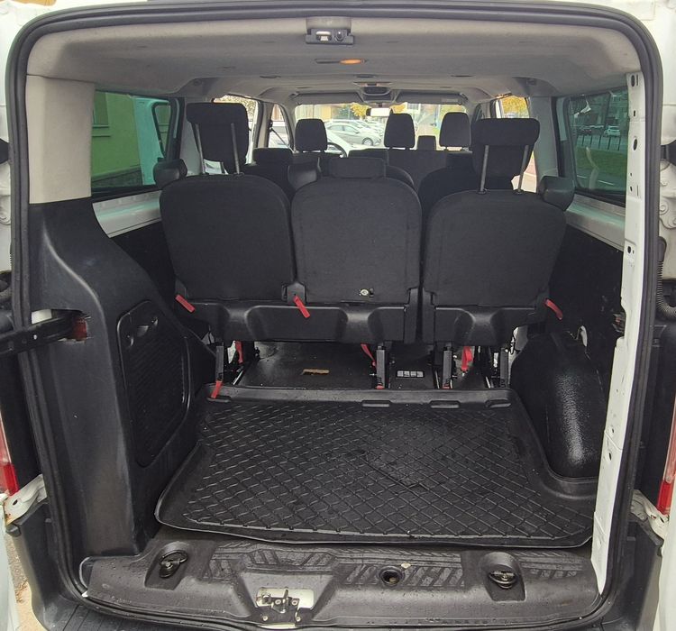 Vând Ford transit custom maxi / long