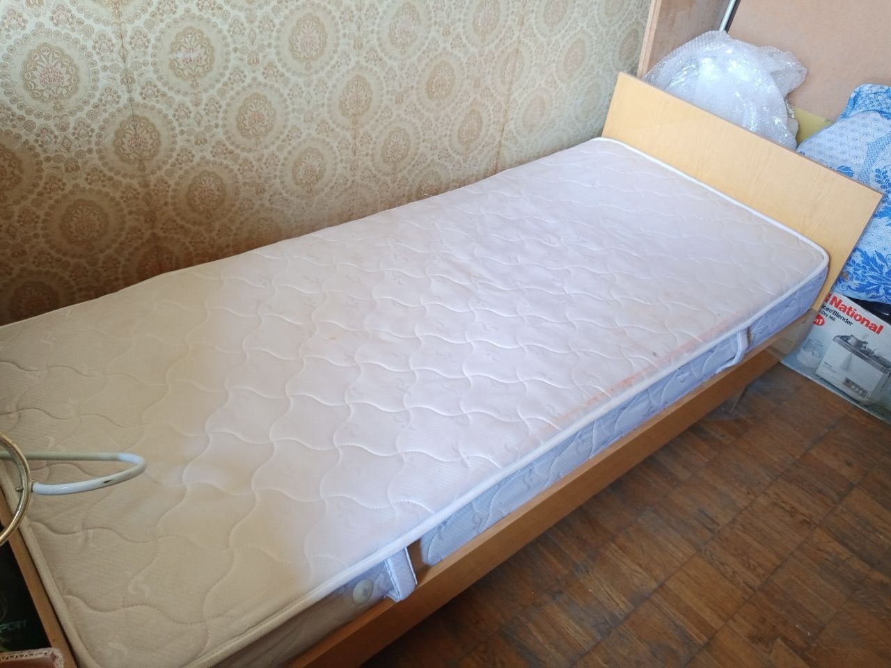 Продаётся мебель спальни