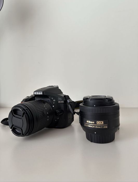 Фотоаппарат Nikon D5300, объектив 35mm f1,8 и китовый объектив