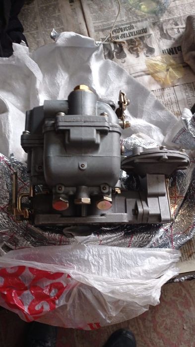 Продается карбюратор Зил