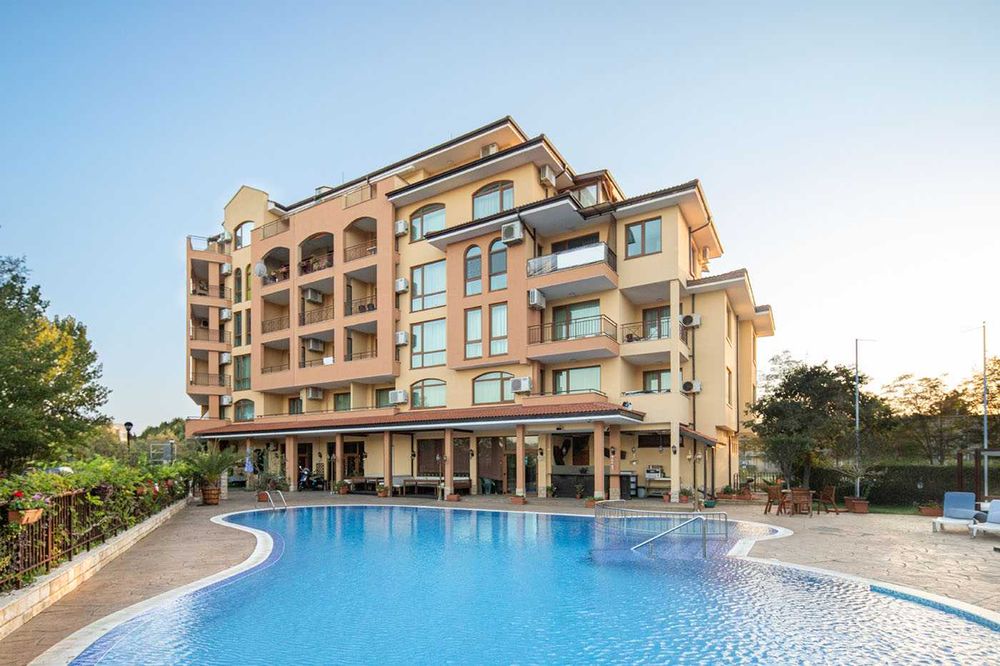 Продава се Двустаен апартамент в к.к. Слънчев бряг - 60 кв.м за 2332 €/кв.м - Снимка #15