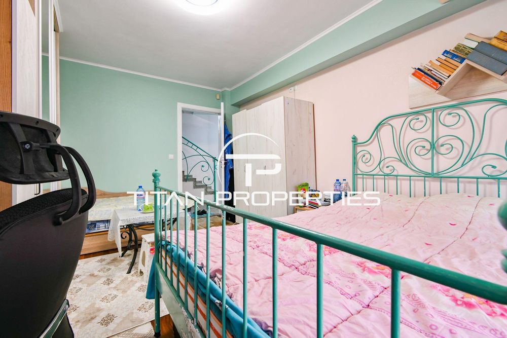 Къща за продажба в ж.к. Надежда 2