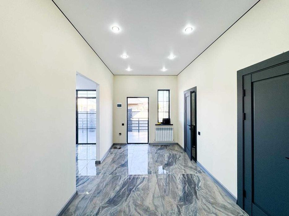 Продам частный дом Эмиль Империя