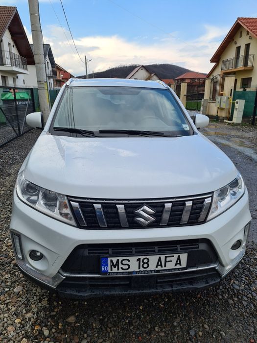 Suzuki Vitara Passion Cool White Pearl Metallic