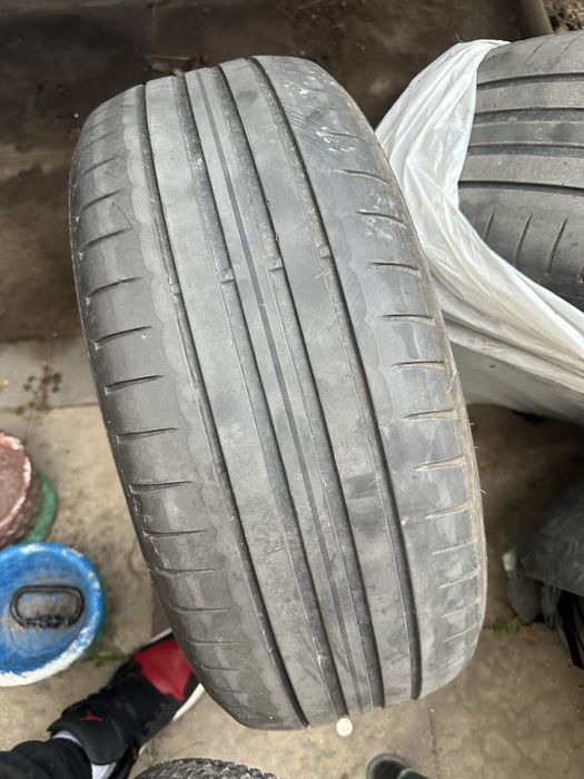 vand cauciucuri 215/45/16