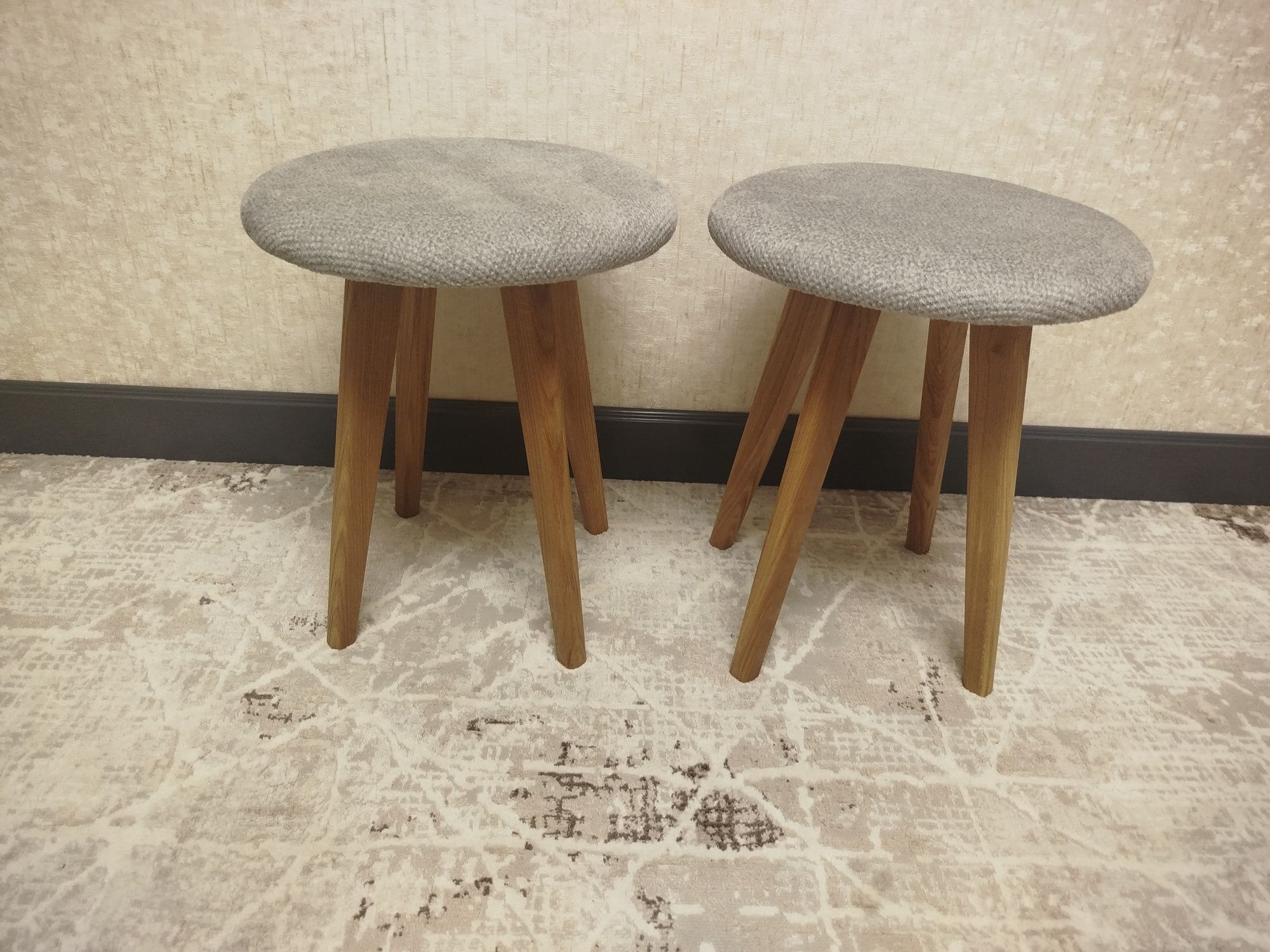 Taburetka mebel .