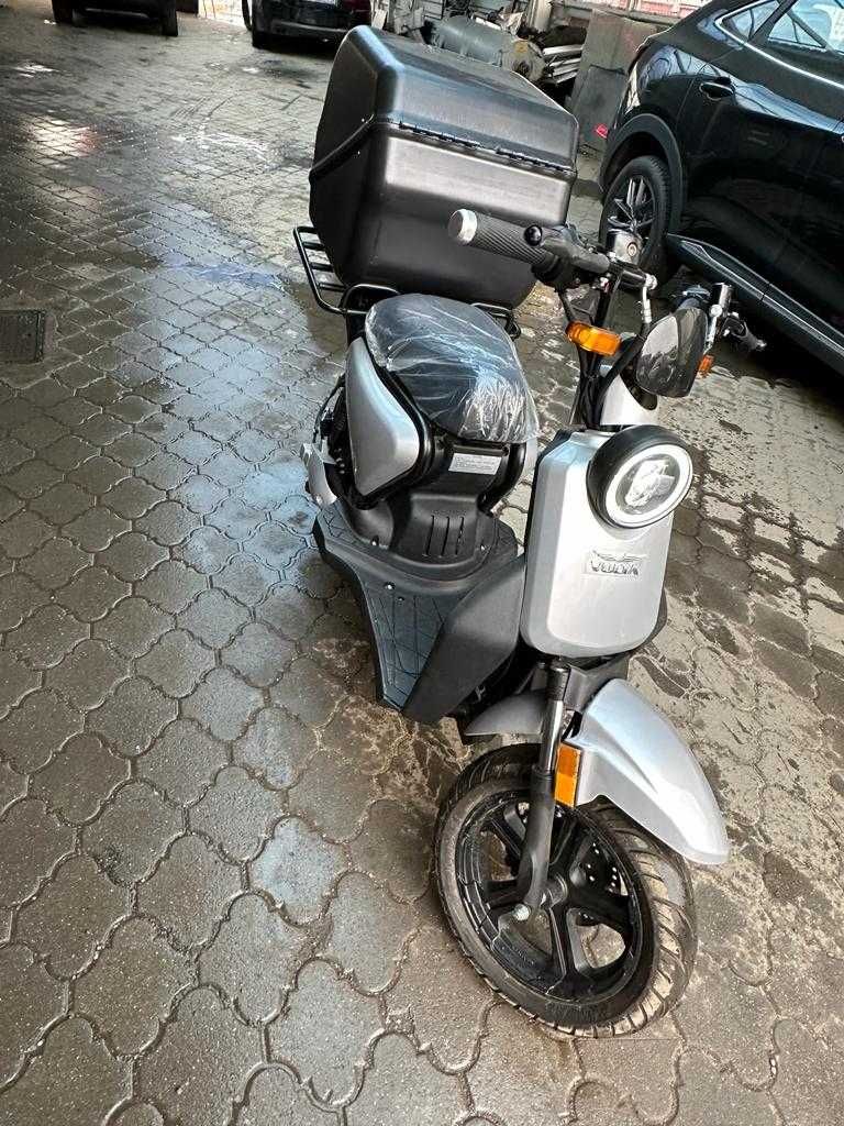Inchiriez biciclete electrice si scutere electrice NOU