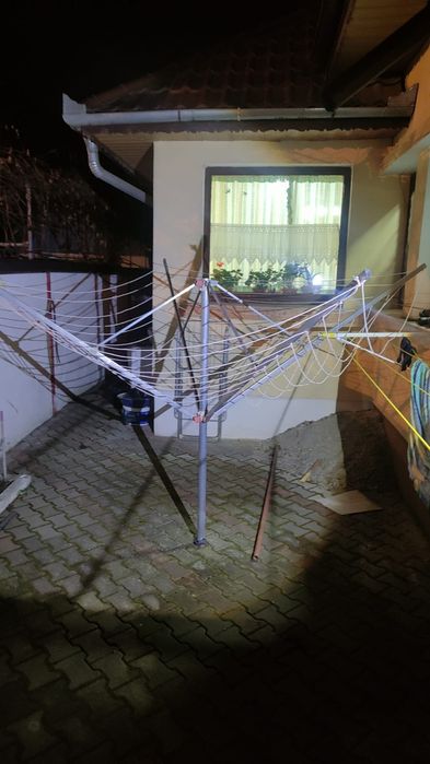 Vând uscător rufe, tip copac